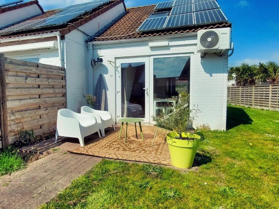 Salty - Vakantiehuisje Op De Grens Van Bredene-De Haan エクステリア 写真